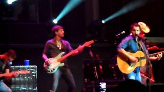 Easton Corbin "That's Gonna Leave A Memory" @ Cowboys. San Antonio, TX. 08.23.13