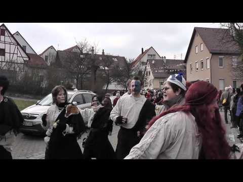 Stefanie fa carnevale a Neuhausen