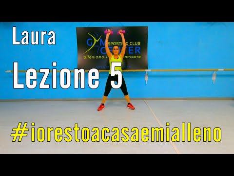 Allenamento a casa - Fitness Musicale e GAG con Laura 5 tonificazione glutei e addome