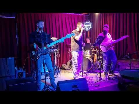 Grup Kritik - Güneş Yerinde (Büyük ev Ablukada Cover)