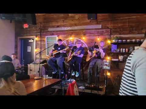 Promotional video thumbnail 2 for Acoustic Echoes