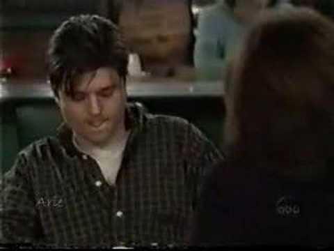 GH 04.27.01 - Alexis offers Zander help in getting a job