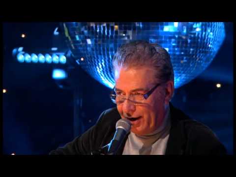 عزیزم غصه نخور/احمدرضا نبی‌زاده/اجرای نوروز ۱۳۹۵ بی‌بی‌سی