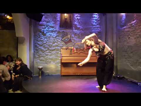 Anna Georgatsou Karsilama knife dance