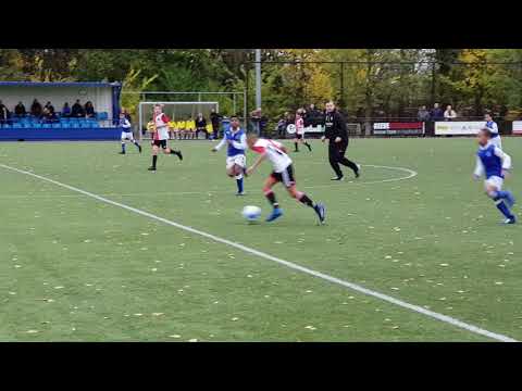 LMO JO13-1 - Feyenoord JO13-2 op 10-11-2018 | 1e helft