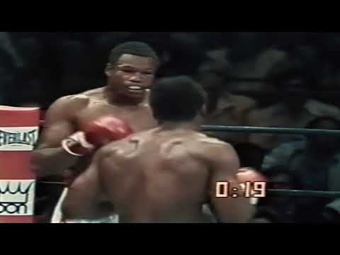 Larry Holmes vs Mike Weaver I & II - A look back