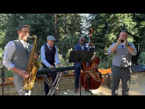 Radio Gatsby Band video.