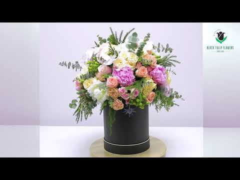 Lavish Box of Mix Flowers Online | Flower Delivery Dubai | Florist UAE | Black Tulip Flowers