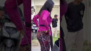 Download lagu Magenta kebaya, street stage ready #shorts #kebaya #indonesia mp3 Download lagu Magenta kebaya, street stage ready #shorts #kebaya #indonesia mp3