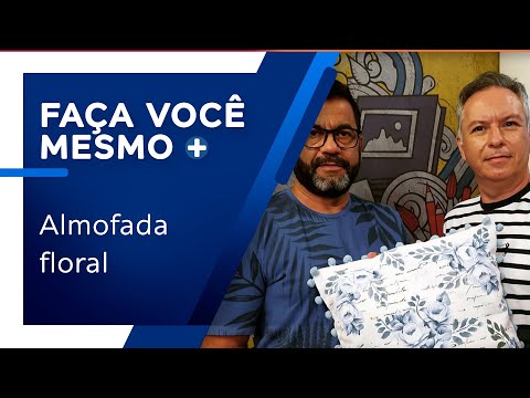 Almofada floral por Luis Moreira e Iran Silva