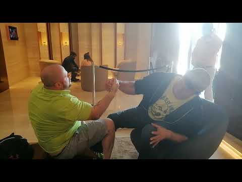 Devon Larratt try Sabin Badulescu