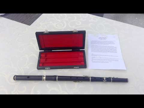 Traditional Ebony Flute - Image 2