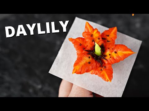 How to pipe buttercream daylily flower [ Cake Decorating For Beginners ]