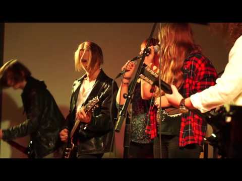 Mudhouse mit All in live auf dem Bandcamp Mittelhessen 2016