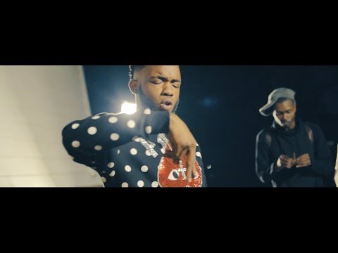 D Weezy Da Great - Waffle House (Ft. FEE BBG)