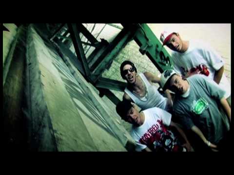 De Hinderlaag   2 Stappen Vooruit (Krizus, Kees Fluks , Crimez en Risskant)  OFFICIAL MUSIC VIDEO