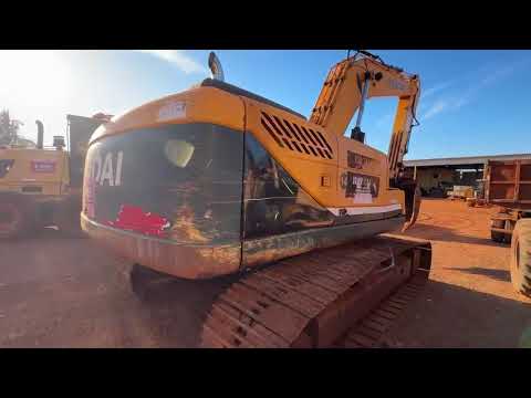 ESCAVADEIRA HYUNDAI 220 FR14
