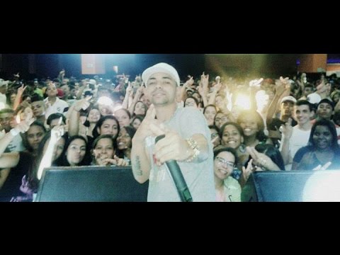 MC Guilherminho - Ao vivo na Comunidade Zaki Narchi (OFICIAL)