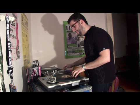 Dj Color Freestyle scratching per Locals Magazine