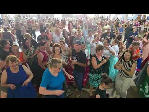 Muita alegria  no Primeiro Matine nos idosos de Rio Bonito do Iguaçu Paraná depois do Tornado.