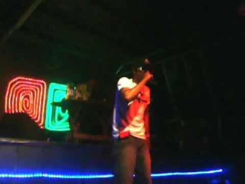 MC GOJHOW - AU VIVO (CLUB RECANTO ) 30/09/12