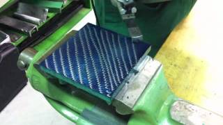 preview picture of video 'BIAX Scraper HM 10 - Schaber HM 10 Half moon pattern - Metalwork - machining'