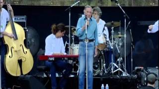 Ray Price - Way to Survive (Live at Farm Aid 2011)