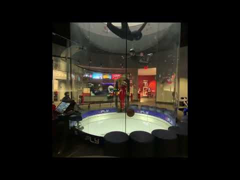 Session 54/total 12 hours 39 min #indoorskydiving #ifly