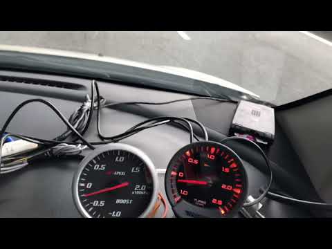 GREDDY SIRIUS REPLICA VS original Apexi boost gauge made in Japan