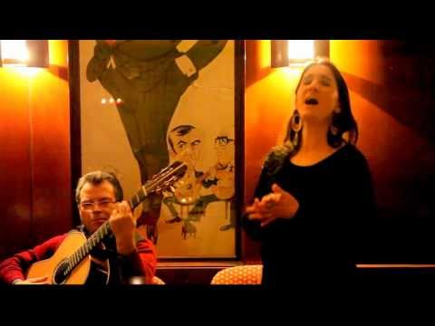 Vicenta, "Fado Acácio" - Venho falar dos meus medos"