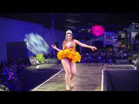 Elas São Lindas. São da Terra do Café. | Desfile da RAINHA do CAFÉ