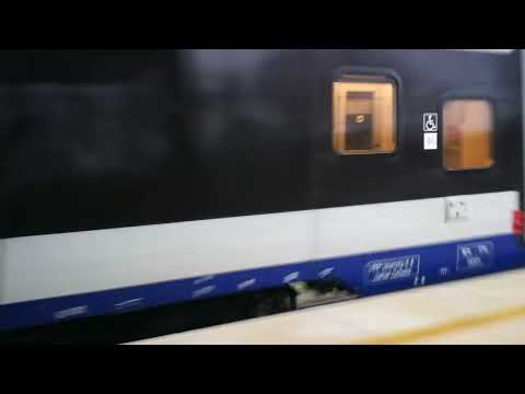 Wjazd IC Bolko na stację Puławy Miasto