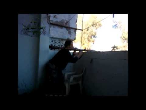 استهداف أحد مقرات النظام بقذيفة آر بي جي من قبل لواء ذو النورين في حي الموظفين في دير الزور