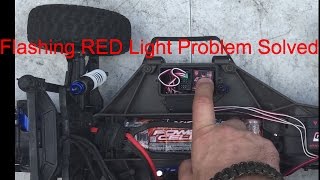 How To FIX RED BLINKING light on Radio Tray REPROGRAM On TRAXXAS 1/10 models