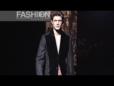 VIVIENNE WESTWOOD Menswear Autumn Winter 2005 2006 Paris Pret a Porter - Fashion Channel