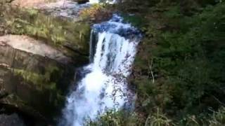 preview picture of video 'video7.mov: Brecon Beacons - Waterfalls'