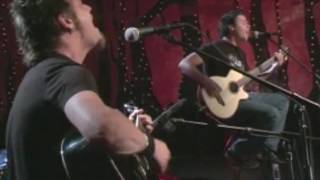 Unplugged: Crossfade, &quot;So Far Away&quot;