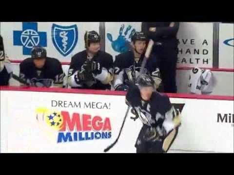 Sidney Crosby scores on a SICK BACKHAND!