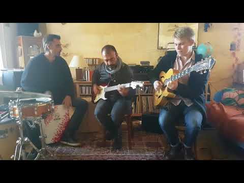 Valse Para Lucho Gonzalez - Trio Dendé