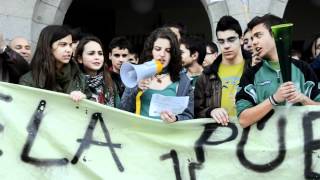 preview picture of video 'Manifestación por la educación pública en El Espinar'