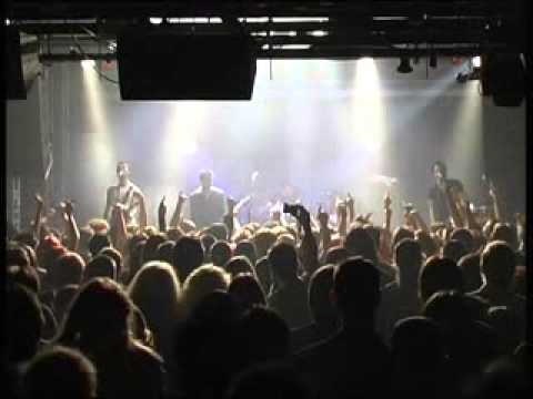 3 Colours Red -- Paralyze  ( Live in London Islington Academy' 2004)