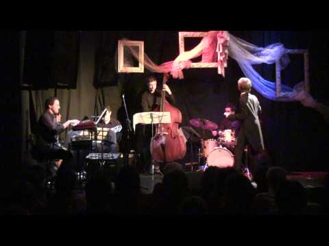 Variete 2013 Canada - Hello Dolly - Pawel Szczepanek