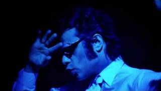 scenes from fashion is danger - flight of conchords