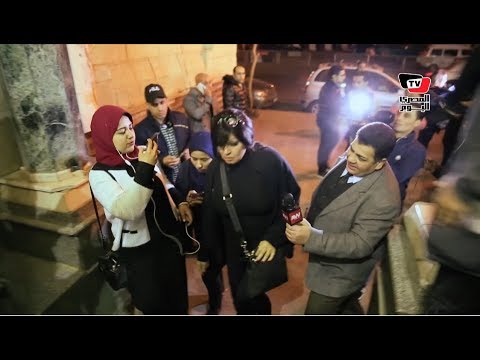 فيفي عبده وكمال ابو رية يصلان عزاء سعيد عبد الغني بمسجد عمر مكرم