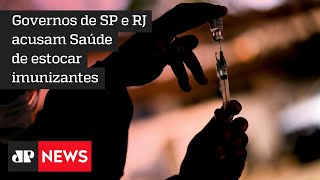 Marcelo Queiroga garante que governo não está segurando estoques de vacinas