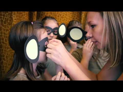 Szank Angi  - Suli Ki Mit Tud