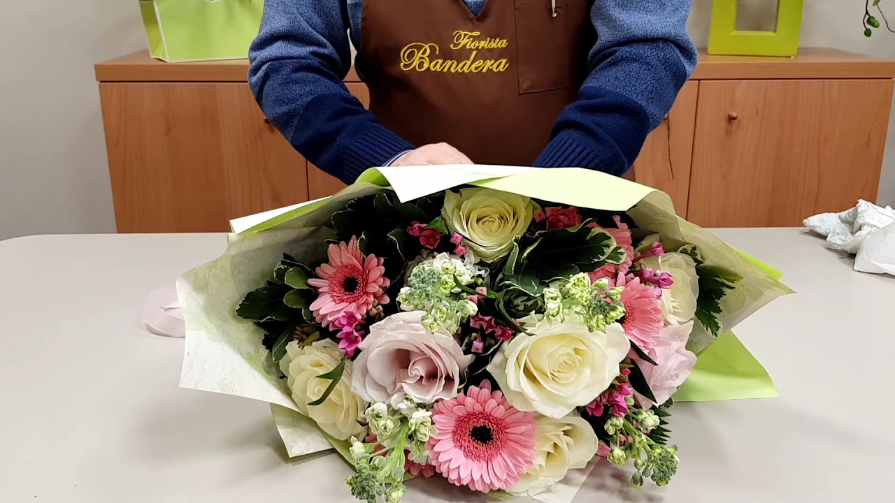 Tutorial come creare un bouquet di fiori con incarto personalizzato