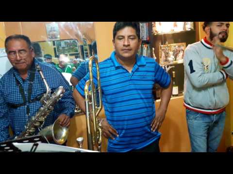 EL MENÚ, COMBO ESPECTÁCULO CREACIÓN