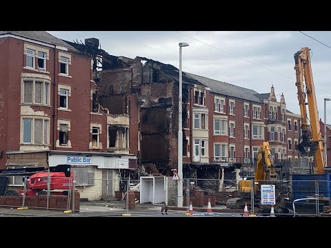 New hacketts hotel demolition started with special guest Caroline James vlogs