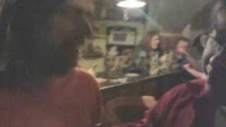 Video Jindrova škola zpěvu po 10ti pivech:-)